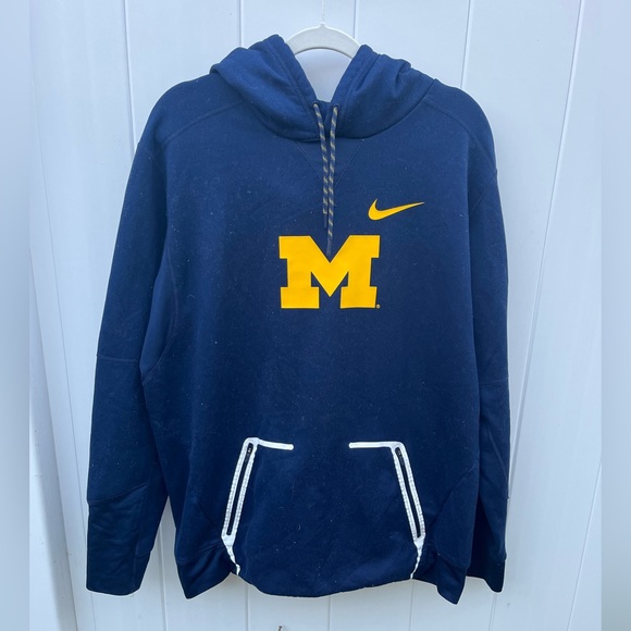 Nike therma-fit Hoodie University of Michigan. Size Large. - Picture 1 of 2